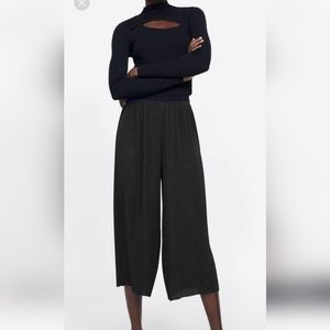 Zara Basics Women's Wide Leg Cropped Pants Black  Size…